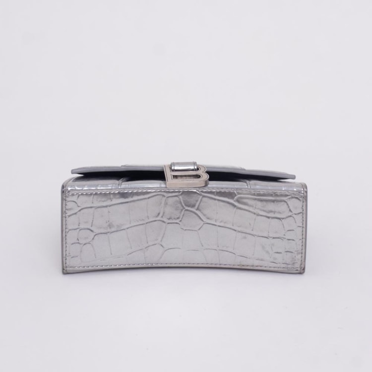 image_feb8aca2-3cc0-4ff7-a683-f7006fcc1809