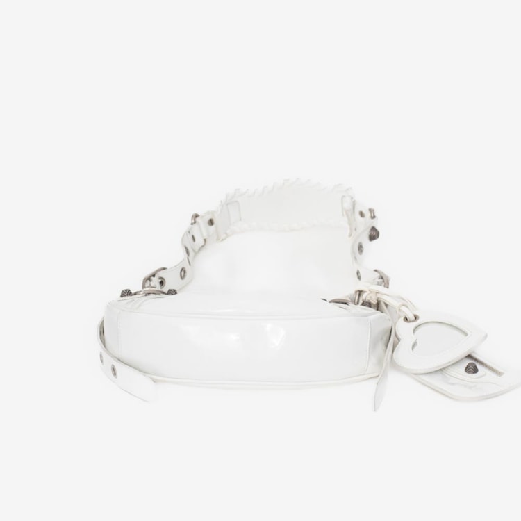 image_dfa943b3-e363-4f10-9c91-2729205e1cba