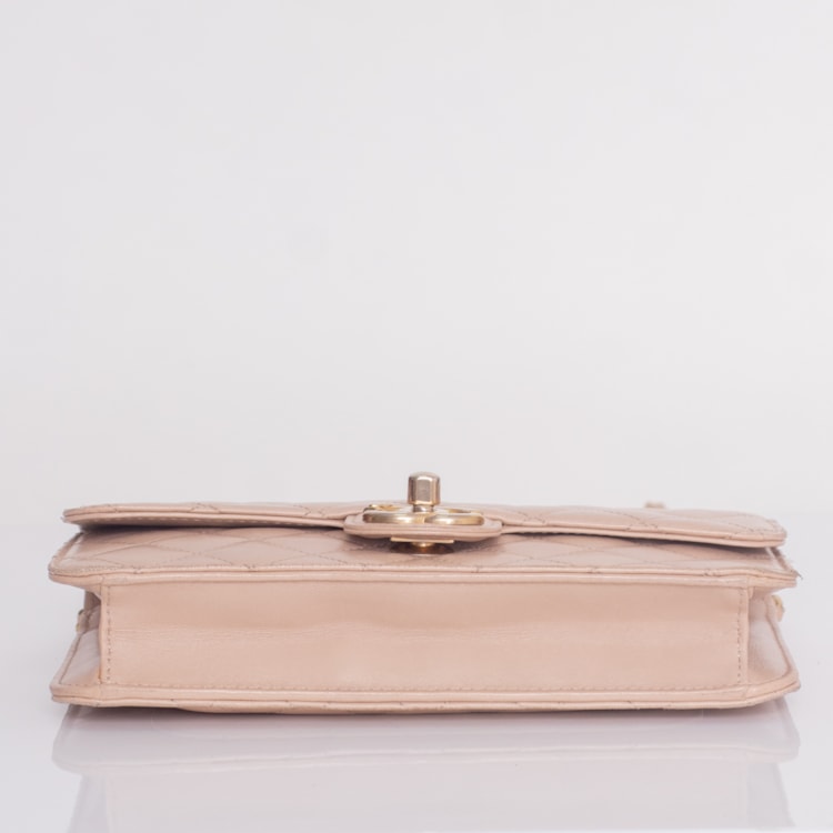 image_ab870683-1eb7-40d8-a639-4ef8d203d70a