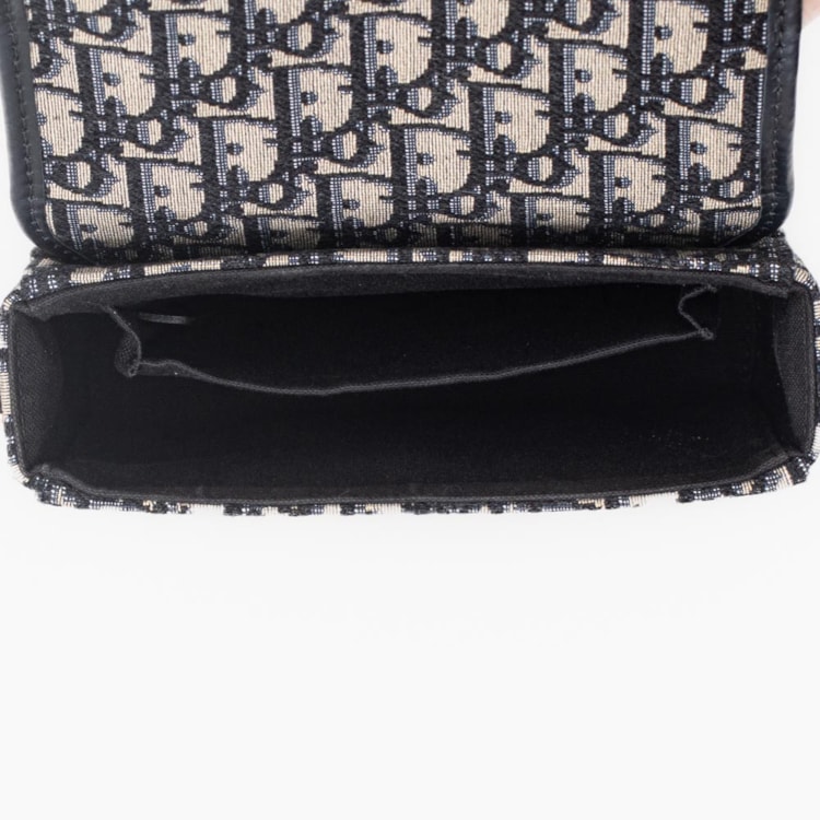 image_d6a89aed-8e5f-4883-a71a-fed1a5ca2856