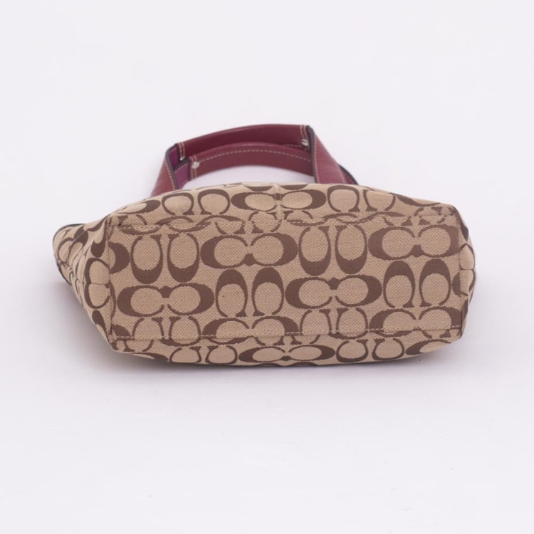 image_dbe7afdb-dddc-4de2-8ea4-6c9f32799290