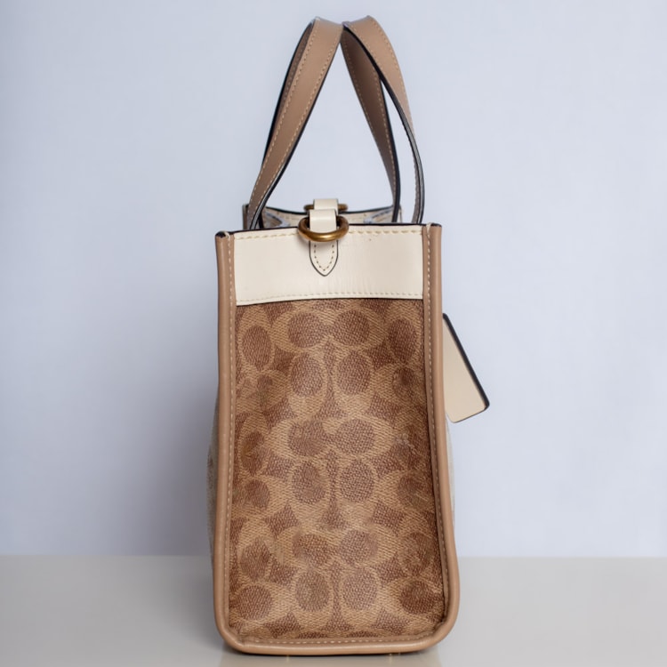 image_9340250c-759b-4d92-b07e-45d91c9bcfef