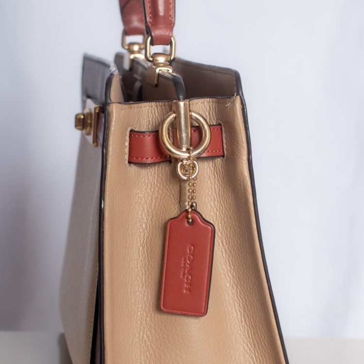 image_4fb9dbff-6a08-4e24-b7df-40cf94ad32cd