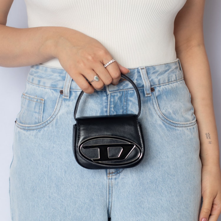 image_ee1b79f7-bc8f-475d-bbdd-ba376dbffb45