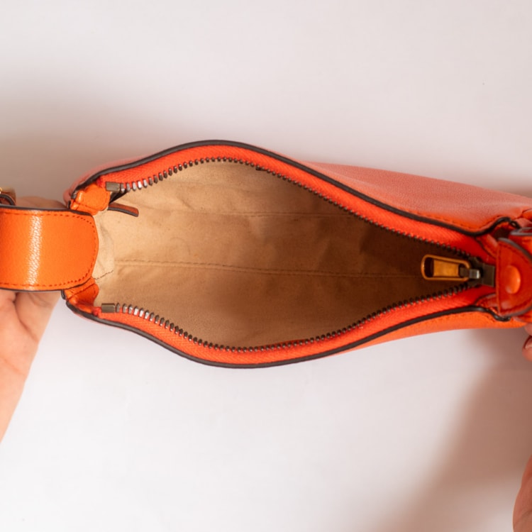 image_6b9019f5-4be7-4c26-94cc-303daede8fd6