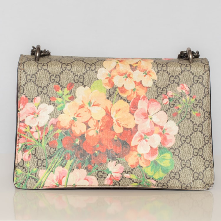 image_c2a63e79-5698-4ec8-bfc8-ec9e48c0d1e0