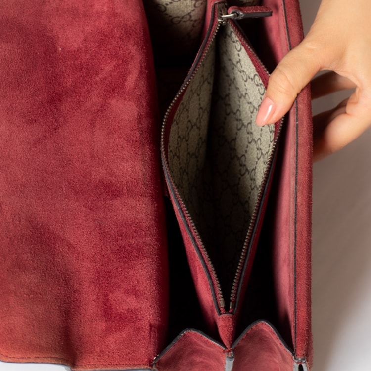 image_f1d92187-a4ea-425f-93c6-2a854fec219b