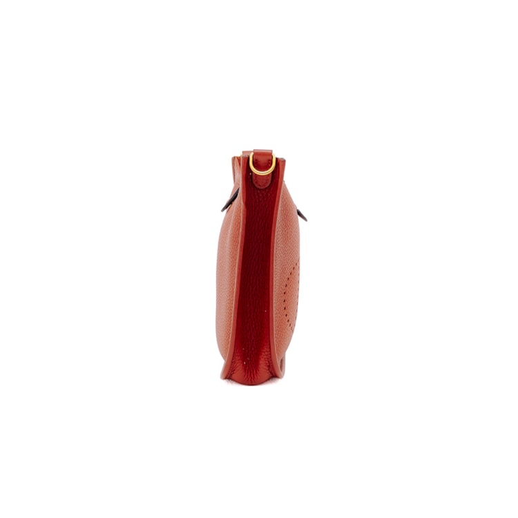 image_ac9575b9-2e34-48e1-a877-5855f868f5ca