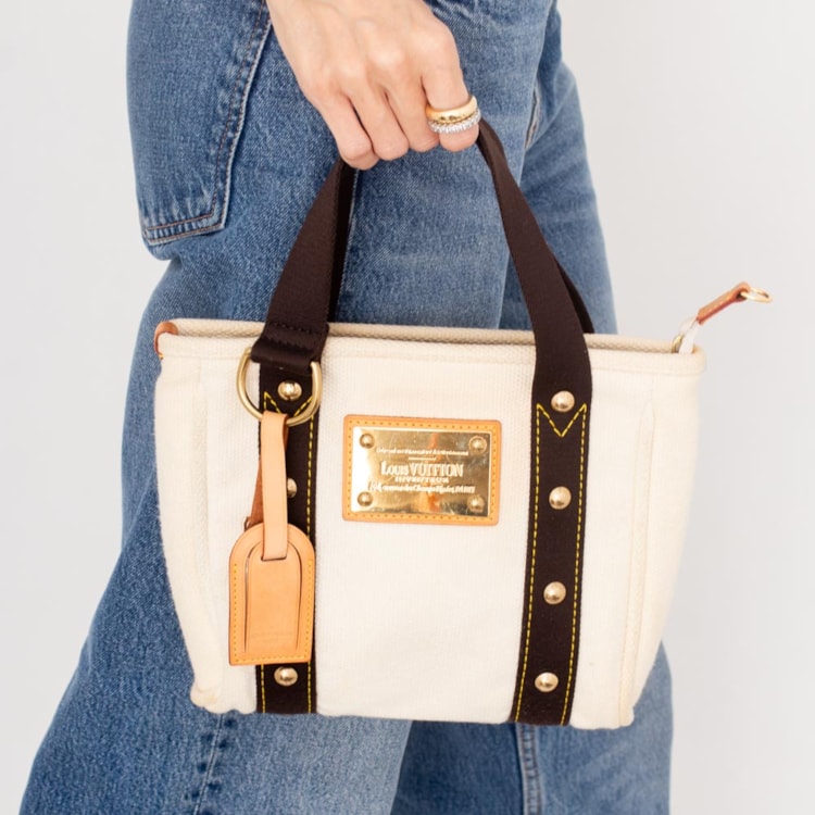 image_93f36857-7e5d-4478-b502-391b639bdcb4