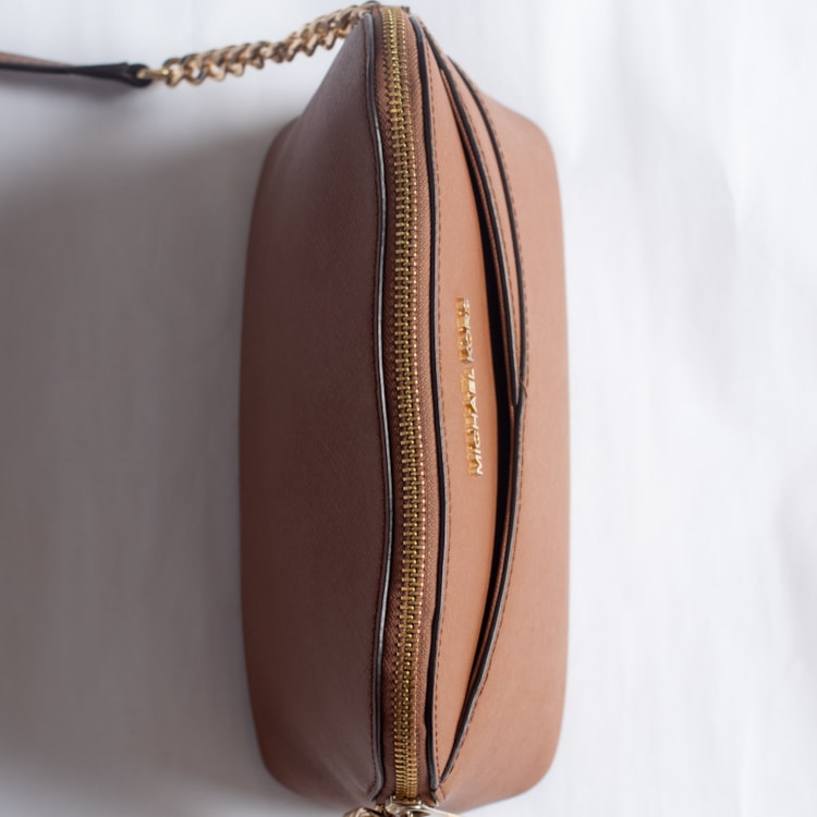 image_e05229c0-cc1d-4101-9842-1941184a01ec