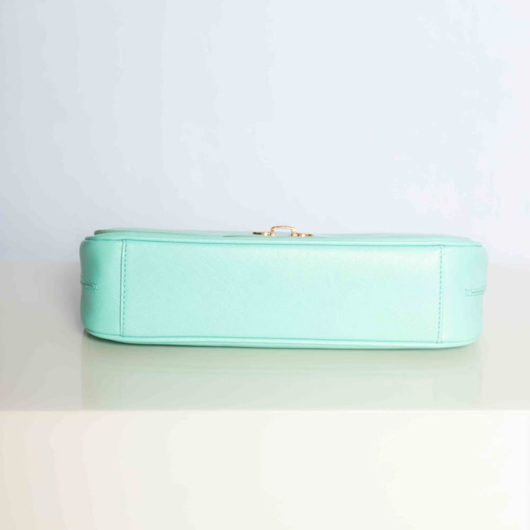 image_b3b5f5e0-ad8a-4b6a-b49a-31760db51116