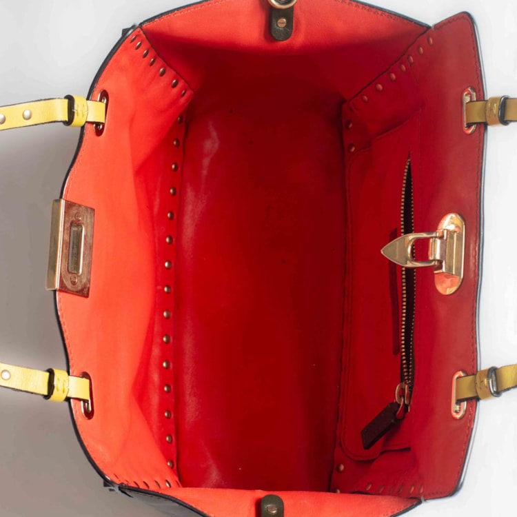 image_811ba0b9-40e8-4279-a119-d6baf34fe0a5