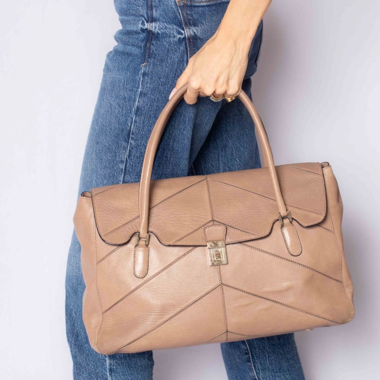 image_3ce07484-7d0c-4dfd-80dd-8fc8457bc74b