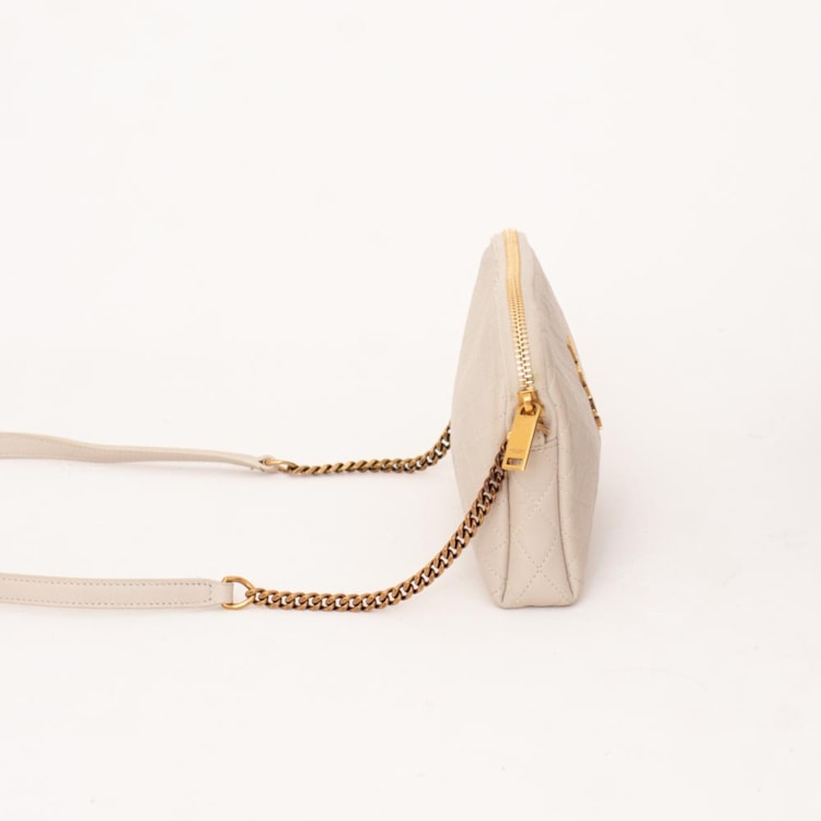 image_ee10a9c2-8456-4b9e-a8c8-73616a5972b2