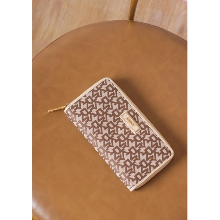 image_84a04d04-62e4-4471-b085-9947a6951267