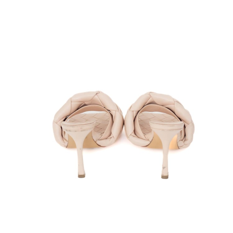 image_ba61aa44-043c-47be-9d05-884e6f8f4cbd