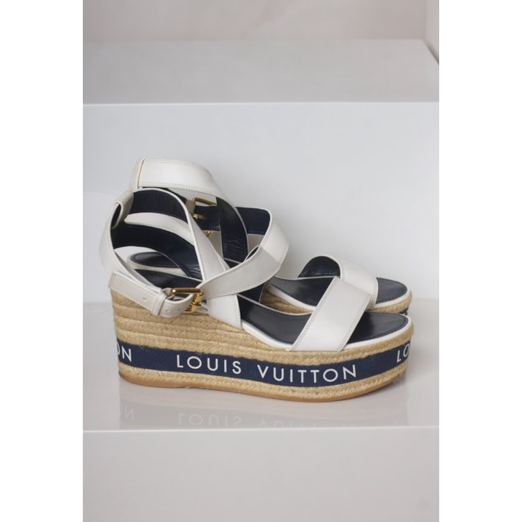 image_ededa82c-047c-4003-874c-04bf9400c130